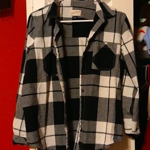 Universal Thread Plaid Buttondown